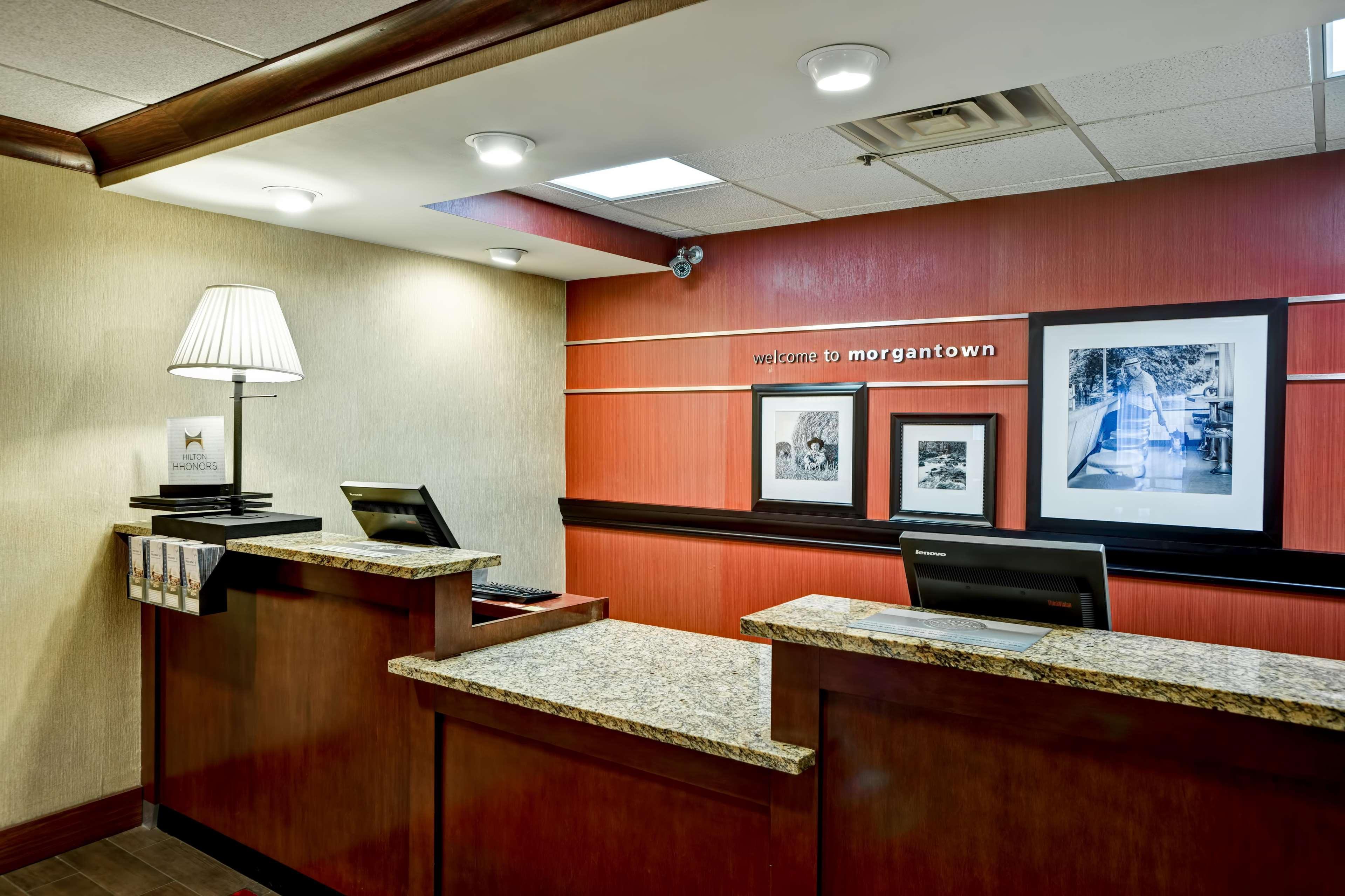Hampton Inn Morgantown Eksteriør bilde
