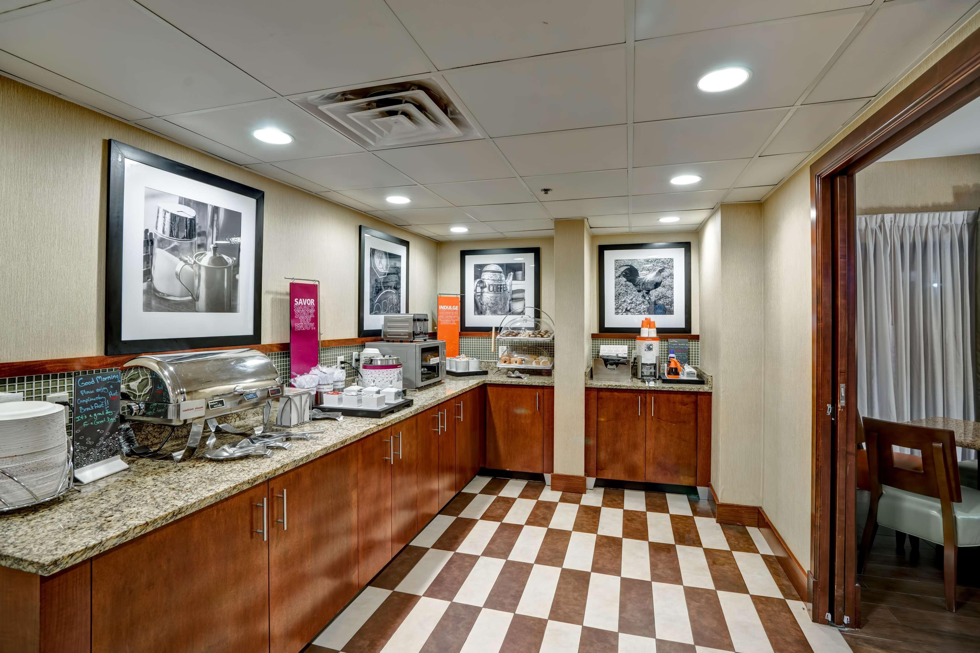 Hampton Inn Morgantown Eksteriør bilde