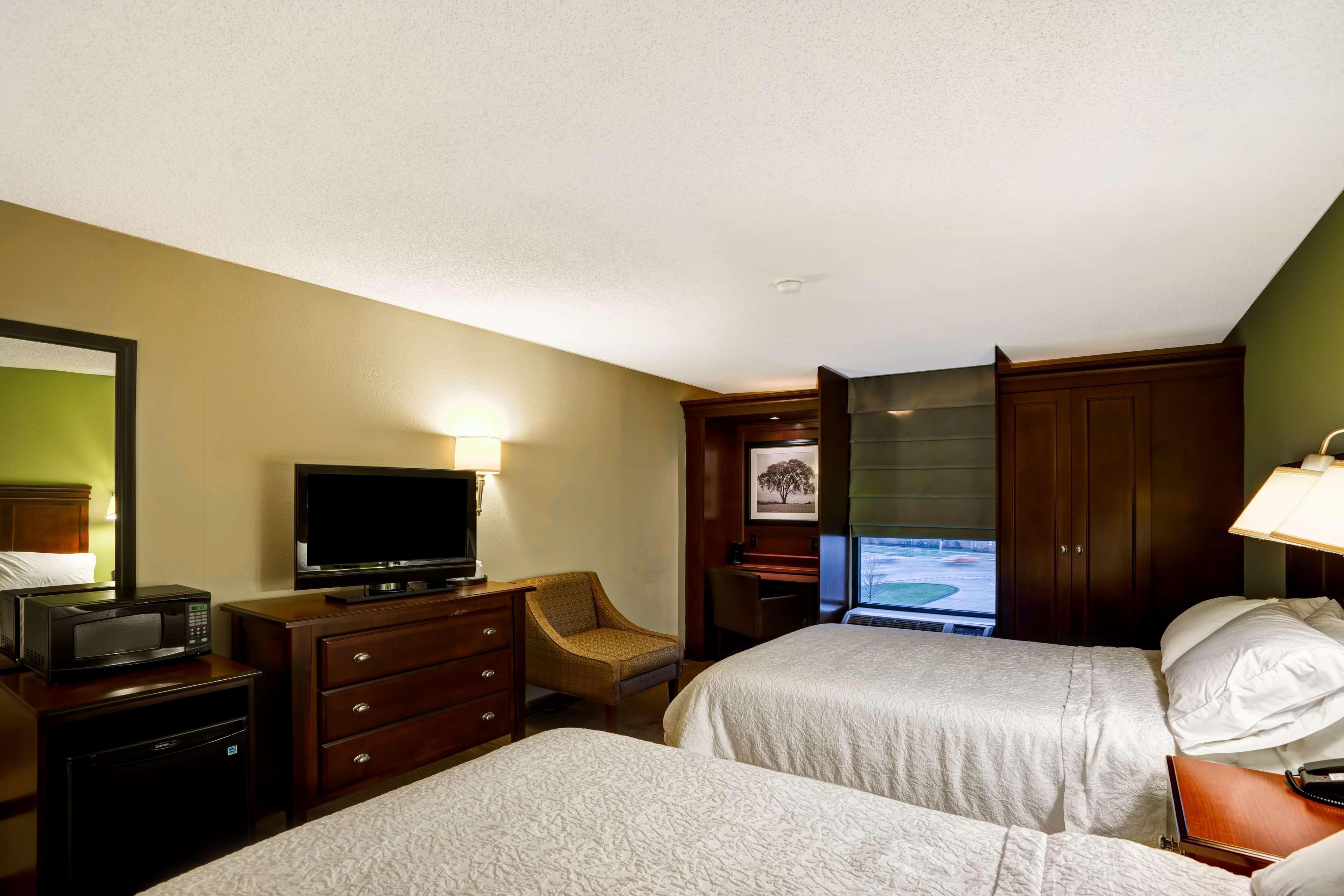 Hampton Inn Morgantown Eksteriør bilde