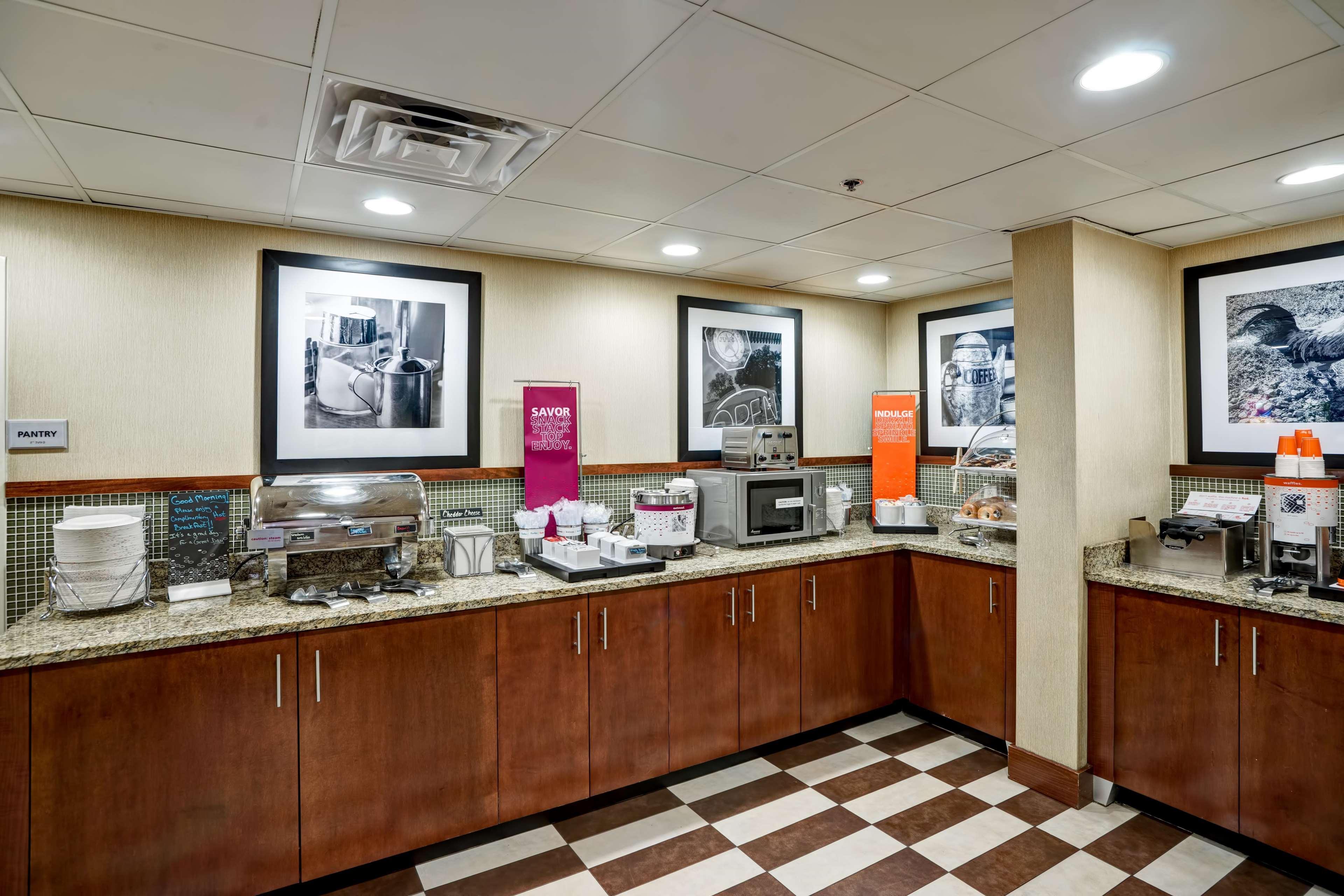 Hampton Inn Morgantown Eksteriør bilde